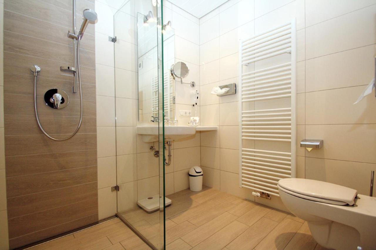Hotel-Restaurant Gasthaus Bonimeier Niedergottsau エクステリア 写真